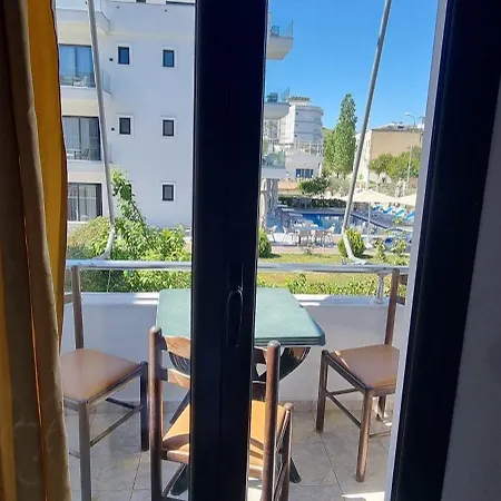 Hotel 2 Palmat Ksamil